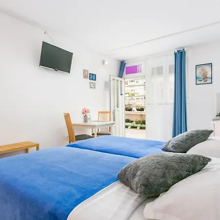 With A Parking Space - 14051 Apartment