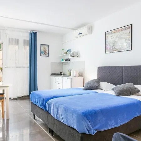 With Parking Space - 14051 דירה *