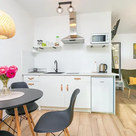 דירה With Parking Space - 14051 *