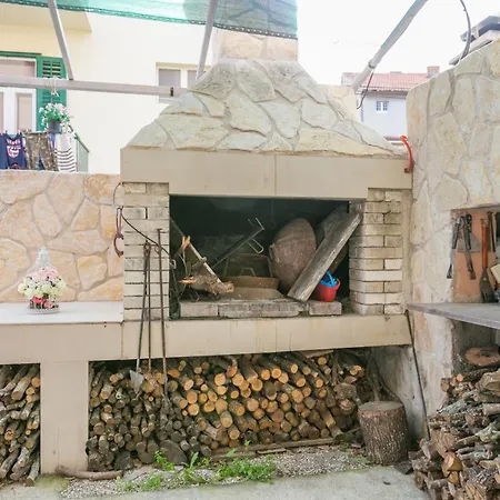 With Parking Space - 14051 ספליט