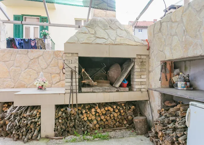 With Parking Space - 14051 Split